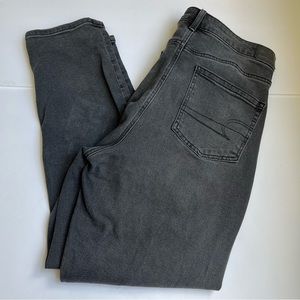 American Eagle Mom Jeans Black Women’s Size 12